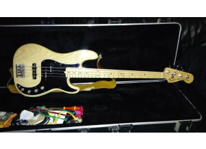 Fender American Deluxe Precision Bass [2010-2015] (71290)