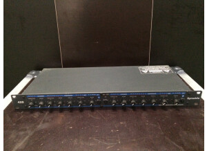 Symetrix 425 (38695)