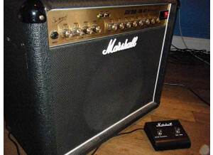 Marshall JCM 2000 DSL401