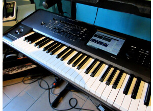 Korg Kronos73 2013 02