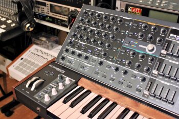 Arturia MatrixBrute : Arturia MatrixBrute Arturia MatrixBrute : Arturia MatrixBrute