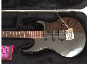 Music Man Luke (Vintage Tremolo) (81835)