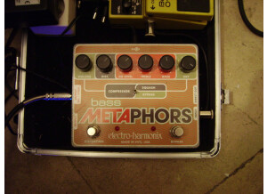 Electro-Harmonix Bass Metaphors (8488)