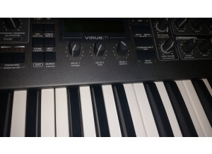 Access Music Virus TI2 Polar (84244)