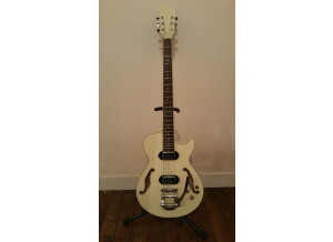 Gibson Les Paul Studio Baritone 2011
