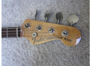Fender Precision Bass Japan (77377)