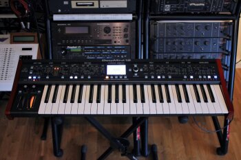 Behringer DeepMind12 : Behringer DeepMind12 (50150) Behringer DeepMind12 : Behringer DeepMind12 (50150)