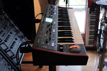 Behringer DeepMind12 : Behringer DeepMind12 (30053) Behringer DeepMind12 : Behringer DeepMind12 (30053)