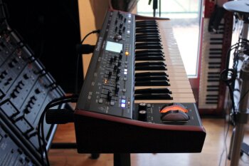 Behringer DeepMind12 : Behringer DeepMind12 (30053) Behringer DeepMind12 : Behringer DeepMind12 (30053)