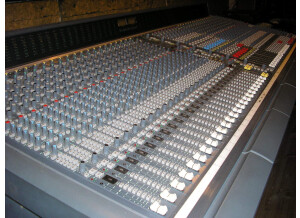 Soundcraft Vienna 2 40 Channel