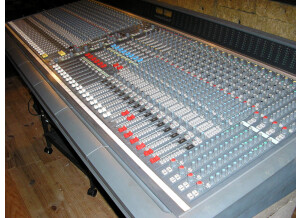Soundcraft Vienna 2 40 Channel
