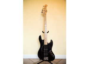 Fender Precision Bass (1977) (95502)