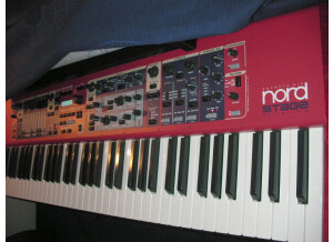 Clavia Nord Stage 76 (52134)
