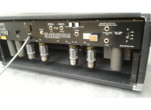 Ampeg V-4 (40697)