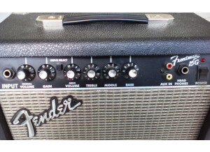 Fender FM 15G (88145)