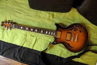 Vantage Entertainer