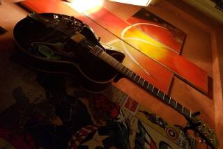 Ibanez AK95