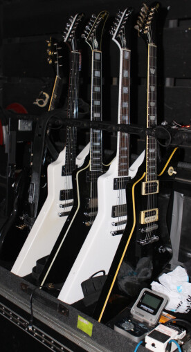 joelguitar.JPG joelguitar.JPG