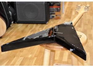 B.C. Rich Metal Master V - KK Onyx Tribal Fire White (90627)