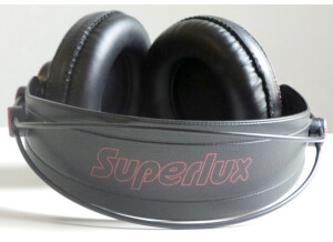 Superlux HD681