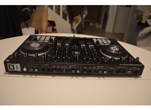 Native Instruments Traktor Kontrol S4 mk2 (85185)