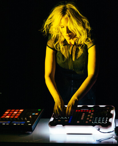 Alluxe (cr. Suzanne Strong) cropped Alluxe (cr. Suzanne Strong) cropped