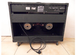 Roland Jazz Chorus-120