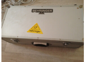 Behringer V-Amp Pro (36057)