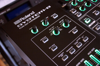 Roland SYSTEM-8 : Roland SYSTEM-8 (16258) Roland SYSTEM-8 : Roland SYSTEM-8 (16258)