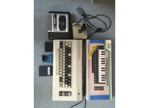 Commodore C64 Mssiah Midi (47047)
