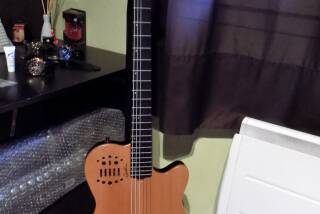 Godin ACS Slim Nylon
