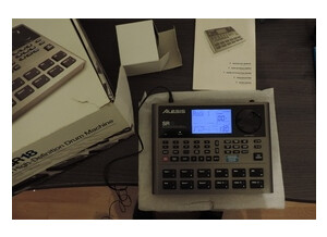 Alesis SR-18 (49)