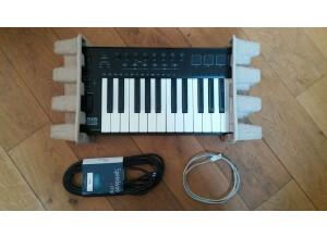 Alesis QX25 (41038)