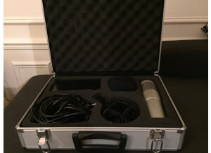 Behringer T-1 Studio Condenser Microphone (91669)