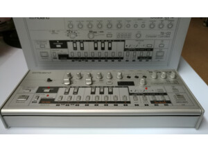 Roland TB-03 (30128)