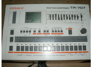 Roland TR-707 (88816)