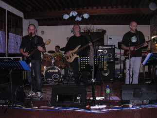 Samson Technologies Live! 612M