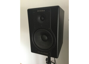 M-Audio BX8a Deluxe (86174)