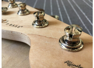 Squier Affinity P Bass (76079)