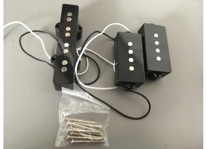 Squier Affinity P Bass (89073)