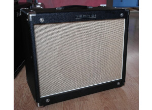 Tech 21 Trademark 60 1x12 (25190)