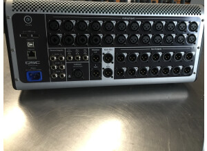 QSC TouchMix-30 Pro (86699)