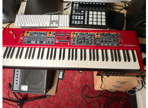 DCA4A809 EE47 4192 B293 74592A75A00E