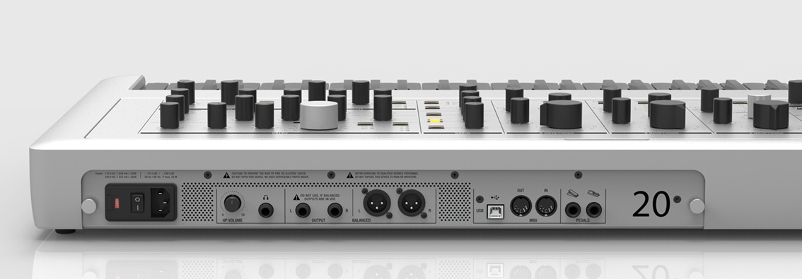 20 Silver Rear Close 2