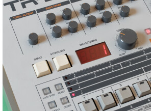 Roland TR-909 (47085)