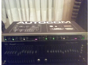 Behringer Autocom MDX1000 (24581)