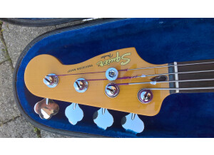 Squier Vintage Modified Precision Bass (75023)