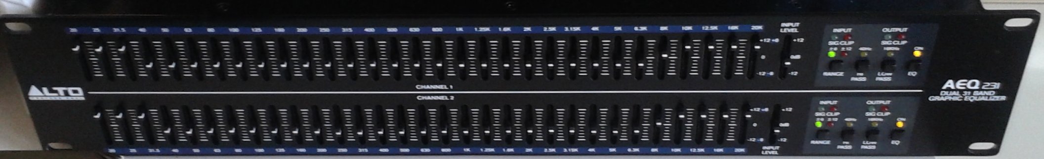 Alto Professional AEQ231