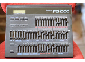 Roland PG-1000 Synth Programmer (40973)