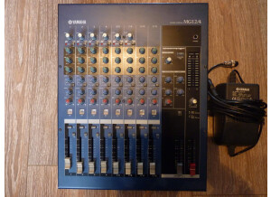 Yamaha MG12/4 (2918)